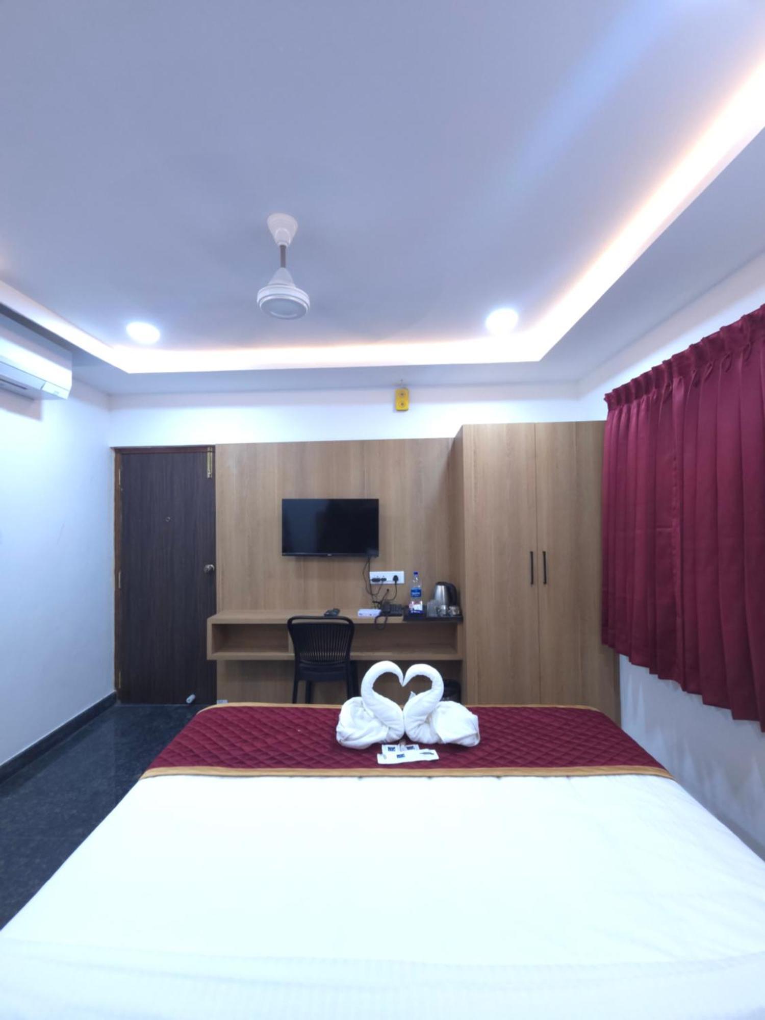 Shreem Sesha Sai Residency Hotel Tiruvannamalai Exterior photo
