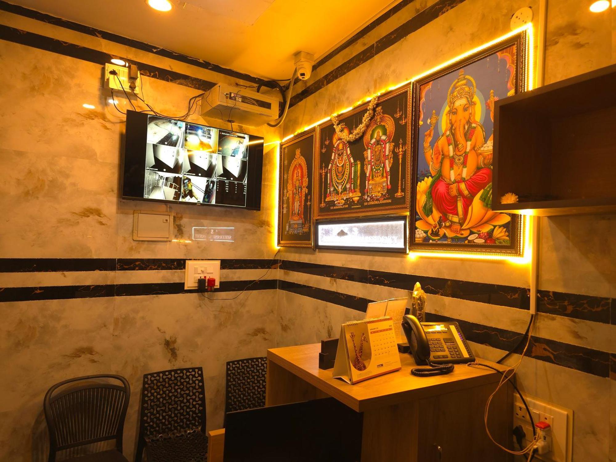 Shreem Sesha Sai Residency Hotel Tiruvannamalai Exterior photo